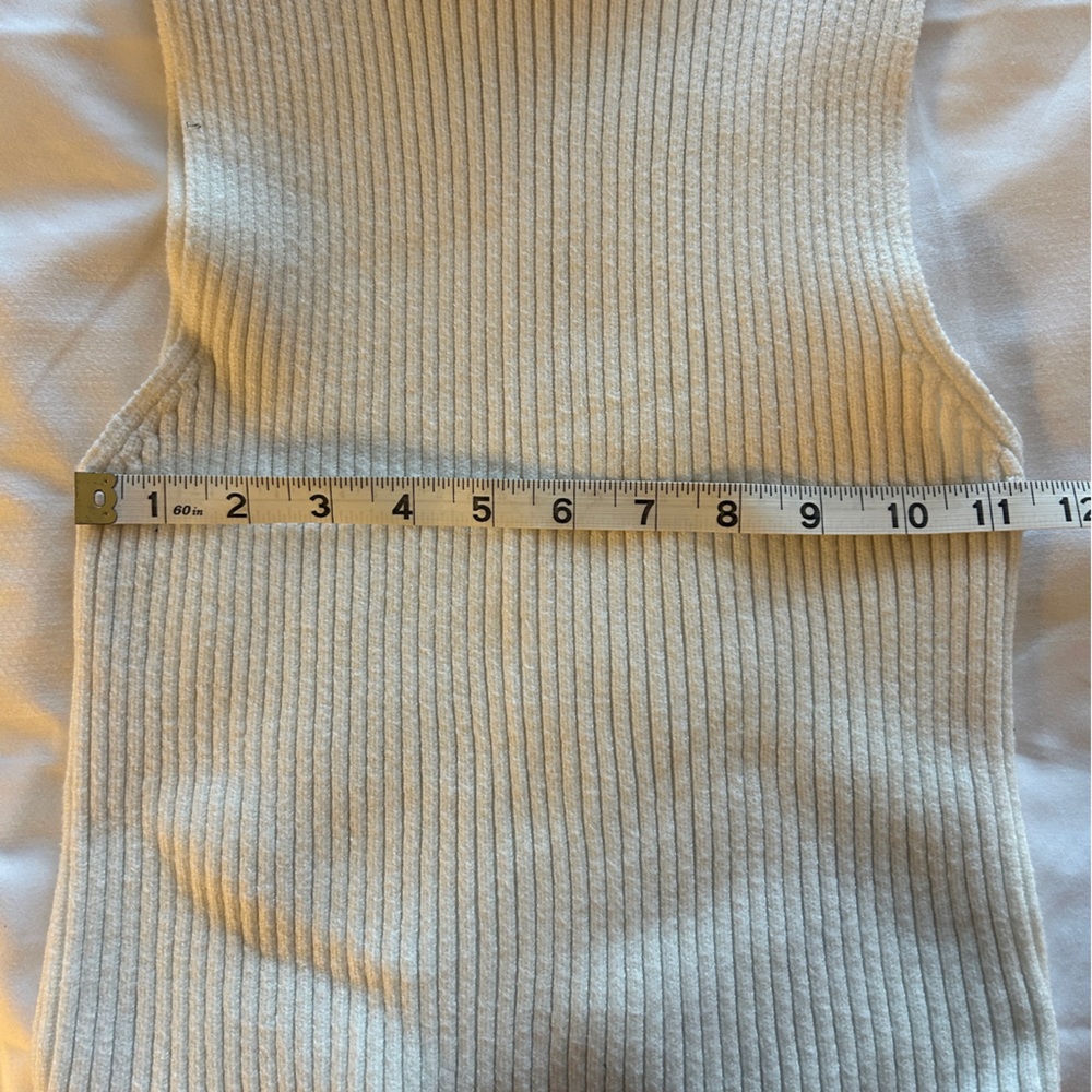 Zara Ribbed Knit Top - Picture 5 of 5